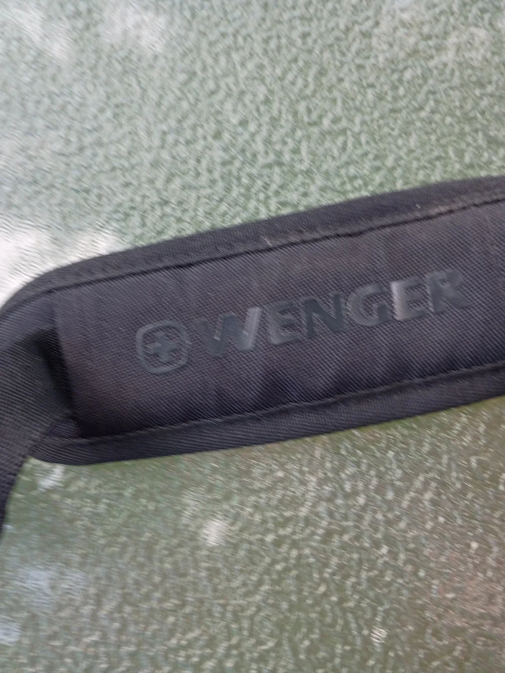 Wenger SwissGear Charcoal Grey Laptop Messenger Bag Briefcase 15